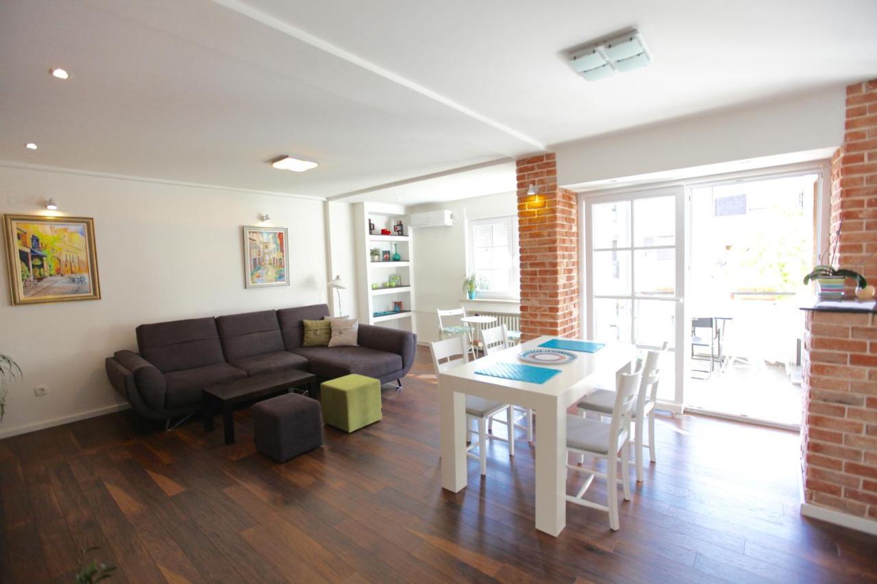 Brick Apartment On Macedonia Pedestrian Street Skopje Buitenkant foto
